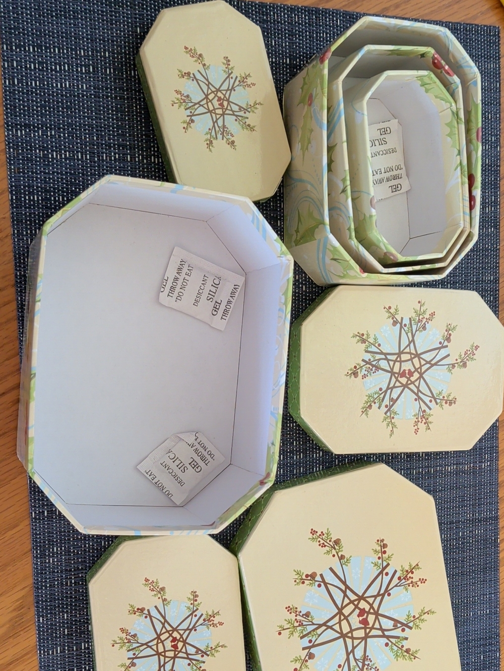 Floral Octagonal Nesting Gift Boxes – Cream (Set of 4)